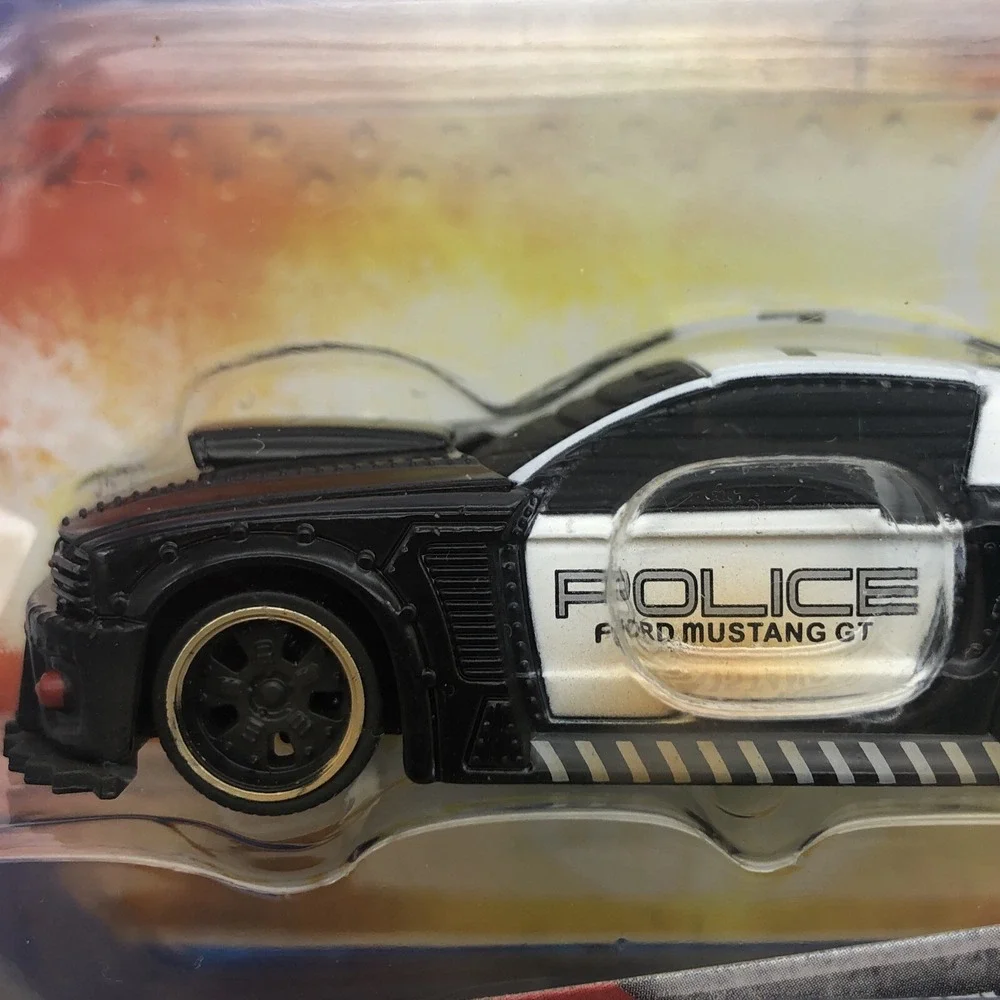 Jada Battle Machines '06 Ford Mustang GT Police Car Series 1‎ Diecast 1/64 Error